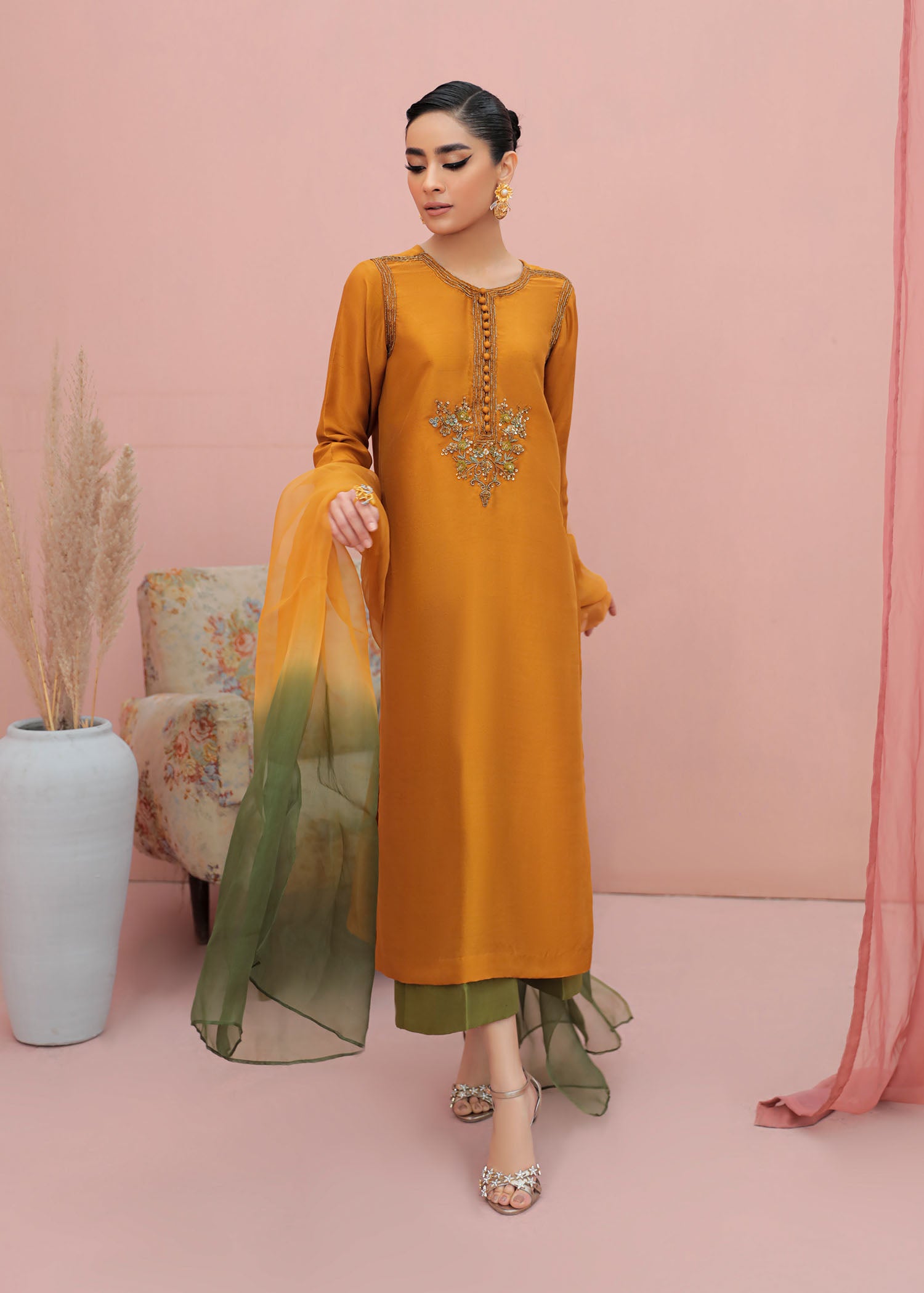 Raw Sienna