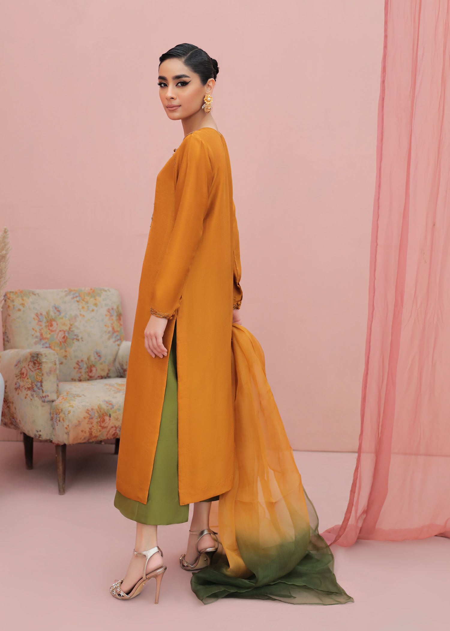 Raw Sienna